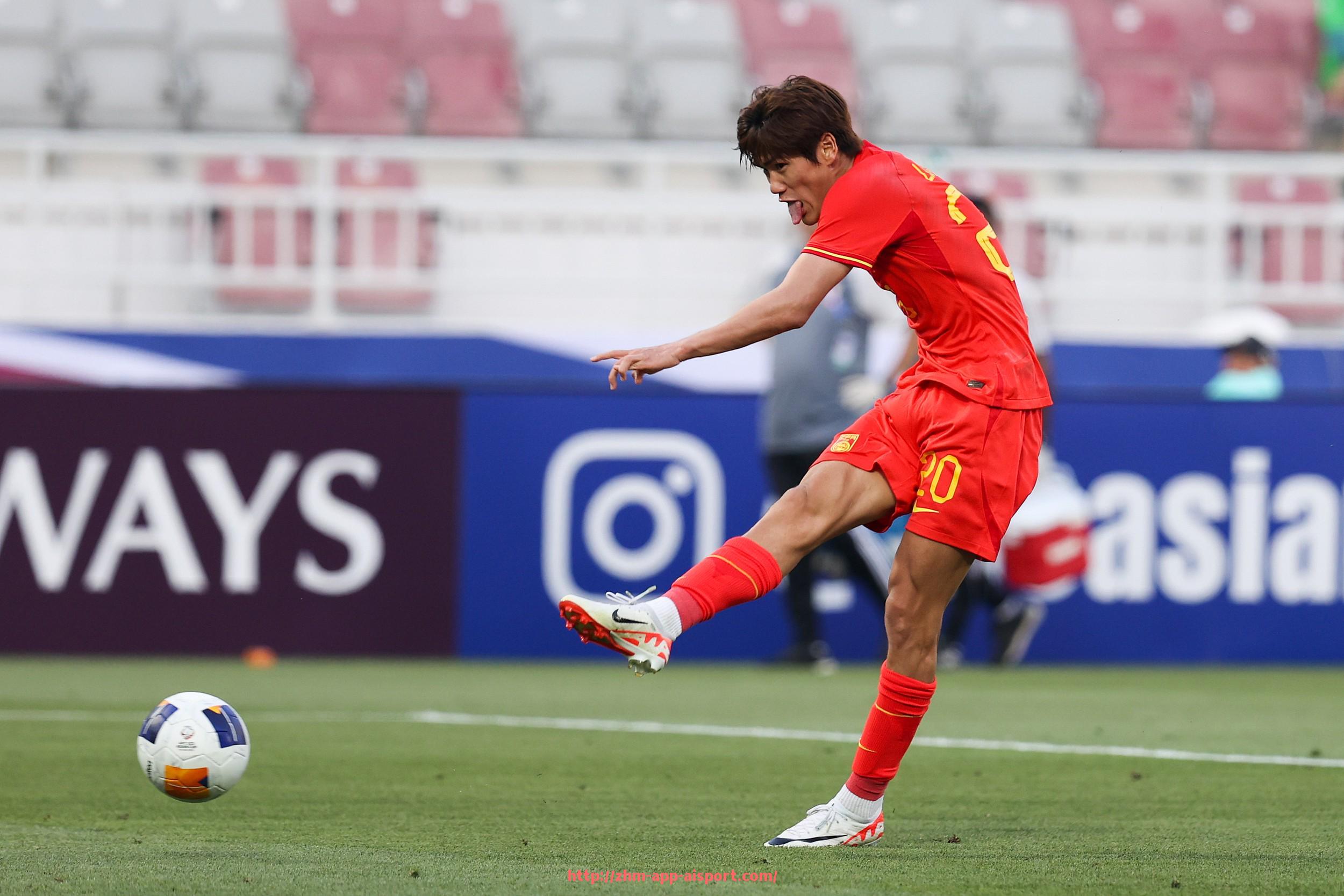 爱体育app-世俱杯比赛封面设计理念及视觉创意赏析